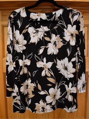 Allison Daley Black 3/4-Sleeve Floral Top with Beige & White Flowers PL